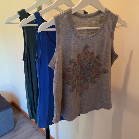 Jessica Simpson Tops - Bundle 3 tanks